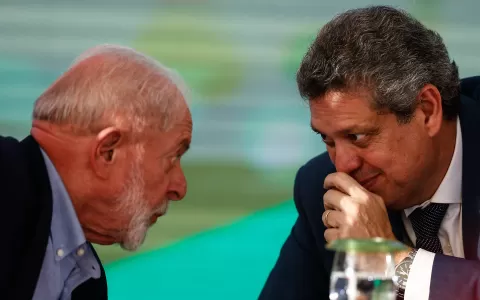 Lula repete críticas a ministro Márcio Macedo e ge