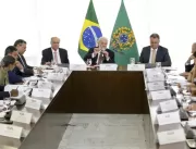 Lula defende uso do poder da máquina pública contr