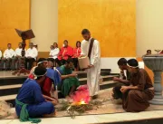 Jovens da Pastoral de Teatro Agnus Dei fazem apres