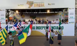 200 anos de independência: Desfile Cívico marca 7 de Setembro em Canaã
