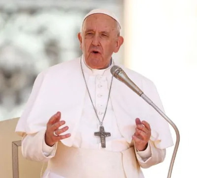 Papa acusa Rússia de agressão e imperialismo na Uc