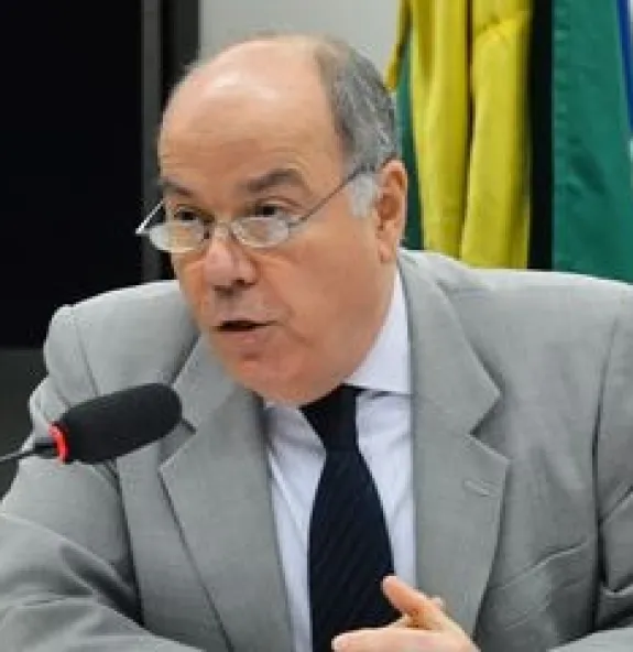 Chanceler diz que Brasil não enviará à Ucrânia mun