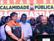Em São Sebastião, Lula promete reconstrução de cas