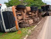 Motorista perde o controle e tomba carreta em cidade do Pará 