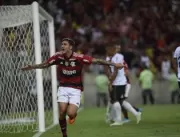 Flamengo goleia Maringá para se garantir nas oitav