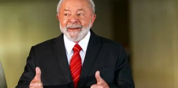 “Eu esperava”, diz Lula sobre aprovação da reestru