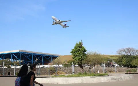 Aeroporto de Congonhas cancela voos após alarme fa
