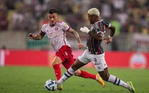 Internacional e Fluminense duelam por vaga na final da Libertadores 