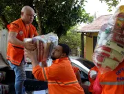 Defesa Civil entrega kits humanitários a famílias 