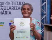 Prefeitura de Canaã entrega 126 títulos de regularização fundiária