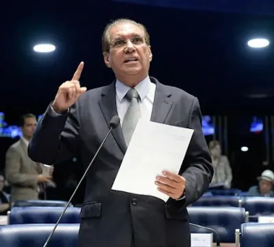  Jader Barbalho propõe medidas para aliviar as contas municipais