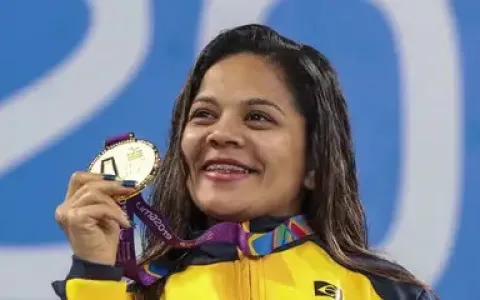 Morre a nadadora Joana Neves, multimedalhista paralímpica, aos 37 anos 