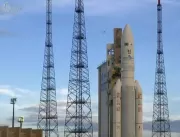 Primeiro satélite brasileiro inicia operações