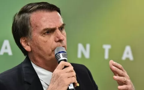 Bolsonaro diz que vai aumentar prazo de validade d
