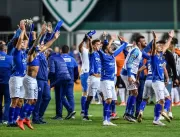 Cruzeiro vai à 4ª semi e mira título por salvação 
