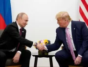 ​Trump e Putin discutem terrorismo, controle de armas e relações em telefonema, diz Casa Branca