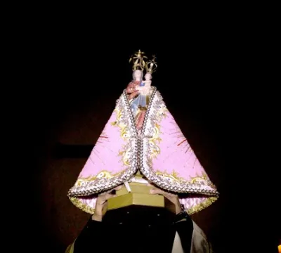 Novo manto de Nossa Senhora de Nazaré é apresentad