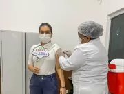 Prefeita Josemira Gadelha recebe 1ª dose de vacina