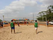 Torneio de vôlei de areia acontece em Canaã dos Ca
