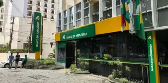 Banco da Amazônia abre edital com 1.155 vagas em c