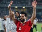 Salah brilha, Egito vira o jogo e vai às semifinai