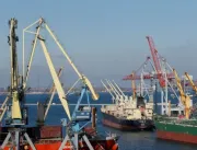 Ucrânia fecha portos tomados pela Rússia e pode pe