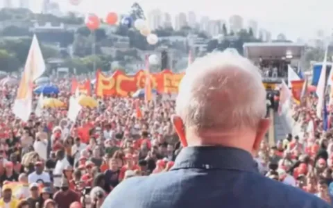 Lula no 1º de maio: Bolsonaro governa para seus mi