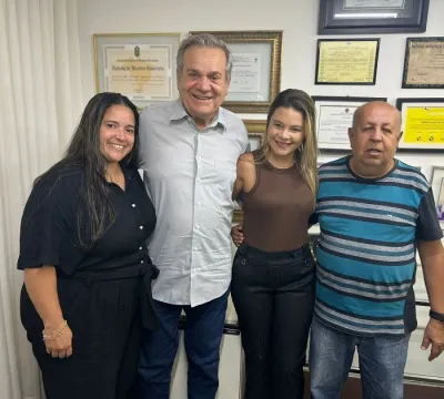 PDT lança pré-candidatura de Juliana Mateus a prefeitura de Santa Luzia do Norte em reunião com Ronaldo Lessa