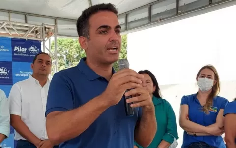 Pesquisa aponta Renato Filho como um dos prefeitos