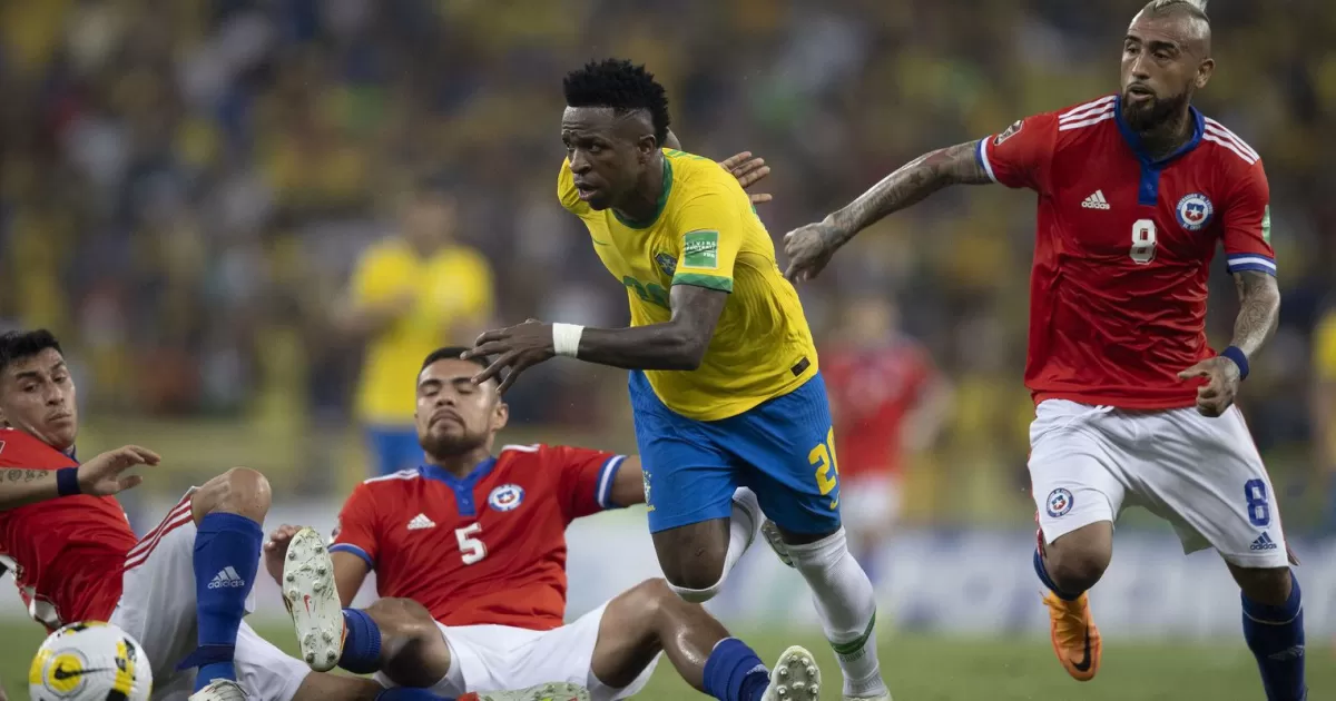 Seleção goleia Chile por 4 a 0 no último jogo no Brasil antes da