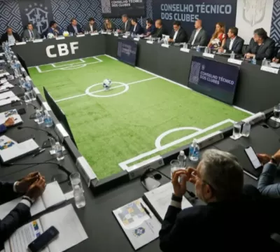 CBF suspende Brasileiro a pedido de 15 clubes por 