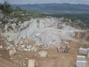 Saúde: Mineradora destrói topo de serra sagrada; m