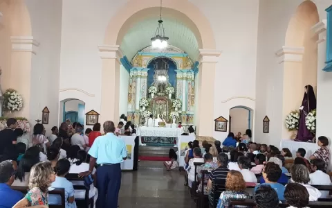 Católicos festejam Nossa Senhora da Conceição em J