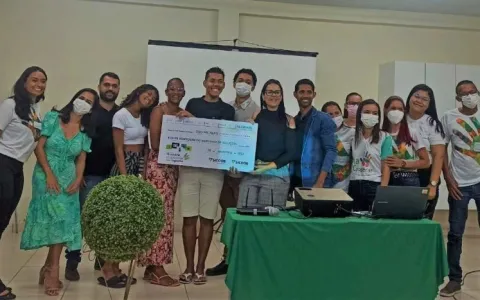 Instituto Sicoob premia alunos em Serrolândia com 