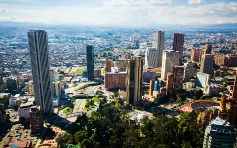 A Colômbia pretende atrair novos investimentos int