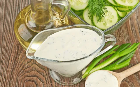 5 receitas deliciosas de molho branco para macarrã