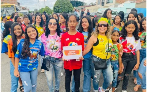 Serrolândia: Equipe do COMAGS realiza desfile pela