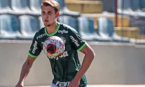 Jacobina contrata zagueiro do Palmeiras para tempo