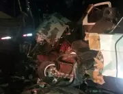 Colisão entre veículos deixa dois homens feridos n
