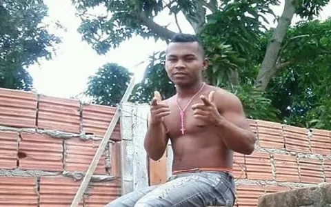 Jovem é assassinado a tiros no Bairro São Luiz em 