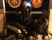 Polícia Militar prende homem com moto adulterada