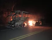 Ônibus com 45 passageiros pega fogo em rodovia pró