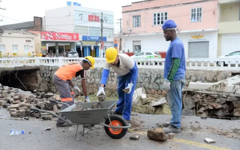 Prefeitura inicia obras de recuperação em ruas que