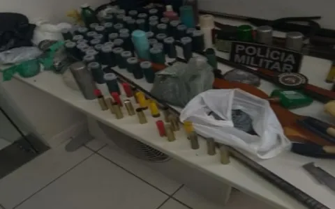 PM apreende armas e munições em Capim Grosso e Mai