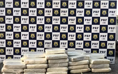 PRF apreende quase 50 quilos de cocaína na BR 116 