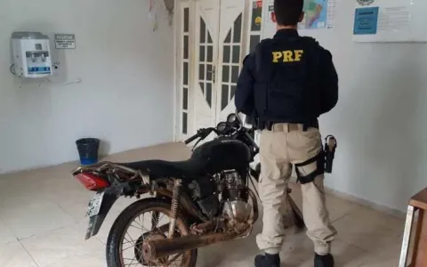 Com motocicleta adulterada, homem é preso pela PRF
