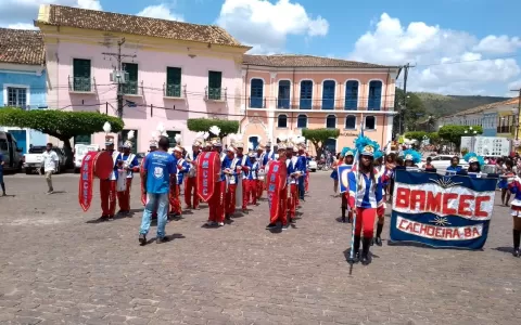 Fanfarras escolares participam em Cachoeira das co
