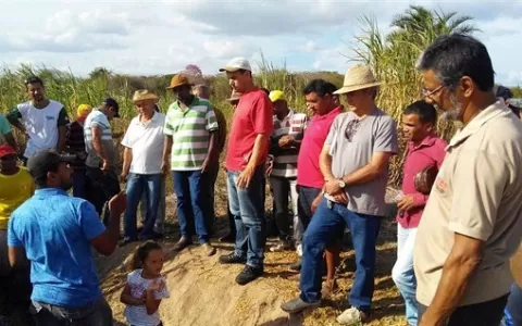 Prefeitura de Serrolândia realiza encontro de agri