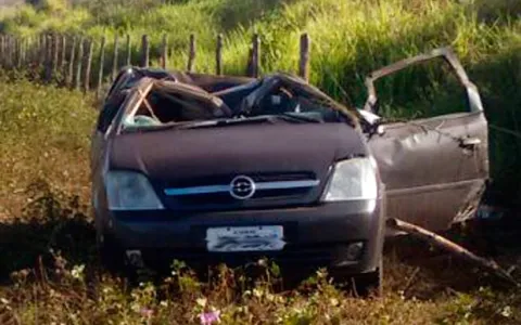 PM morre após capotar carro no município de Entre 