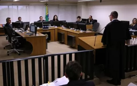 Relator mantém condenação e aumenta pena de Lula p